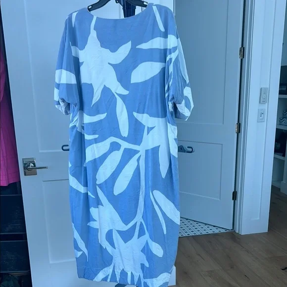 Blue and White Midi Dress - Picture 3 of 4